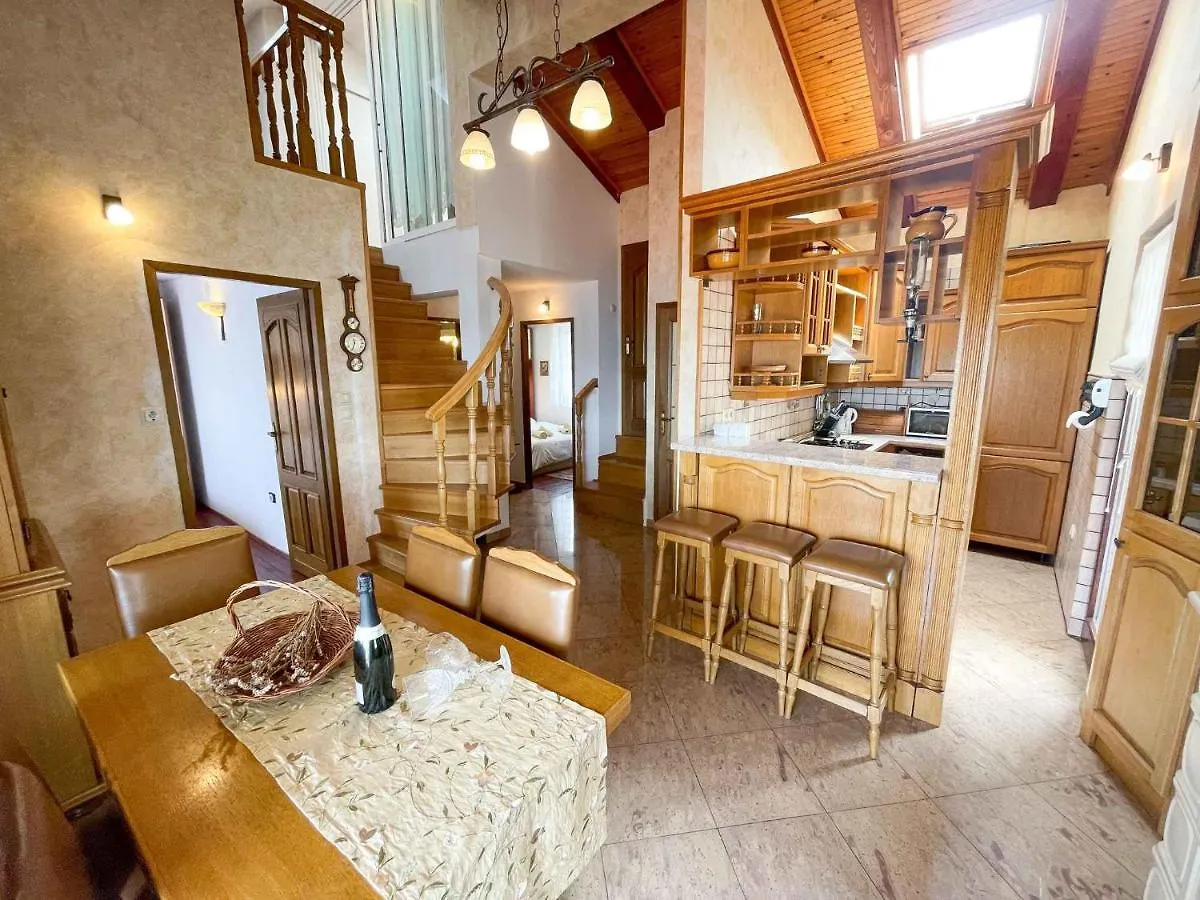 Apartments In Dramalj 42064 Croatia